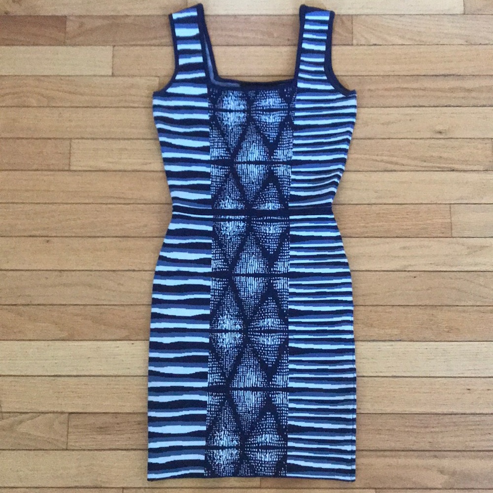 BCBG Max Azria printed body-con dress